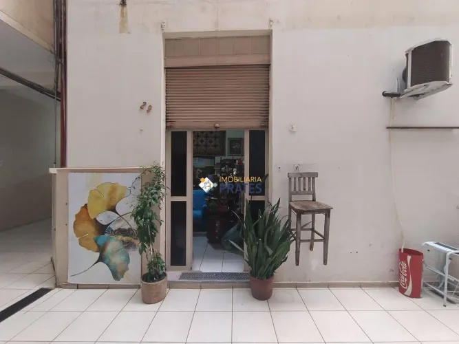 Sala comercial pra locação no Galeria São Luiz, ótima localização, no centro da cidade, pr
