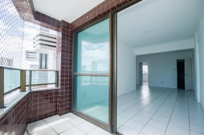 Apartamento para locação no Edifício Castello Montebello, em Boa Viagem 94,30m², 3 quarto