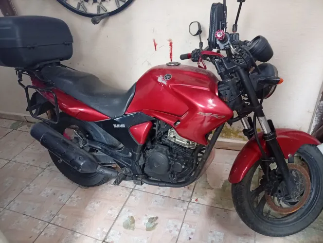 Fazer 250 ano 2008 Vermelha 