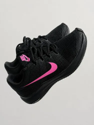 Tenis