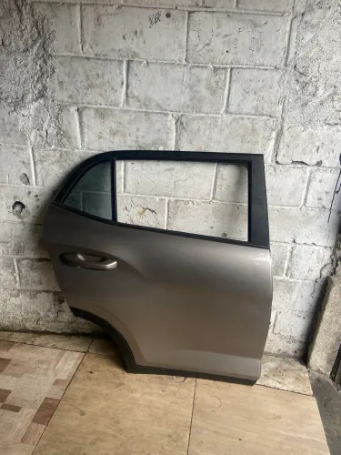 Porta traseira direita Creta 2023