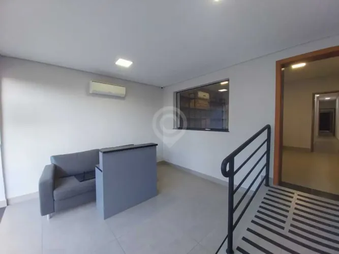 Sala : / Comercial / Centro