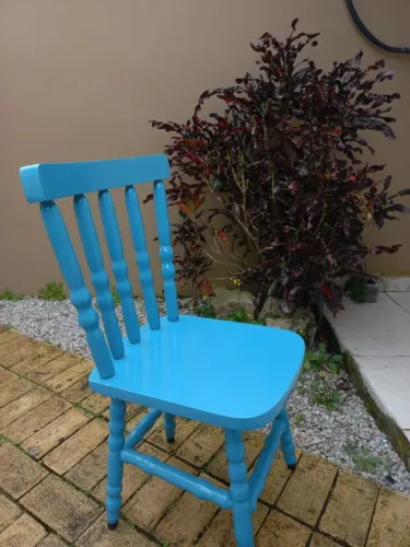 Cadeira de Madeira Maciça Azul Estilo Colonial/Vintage