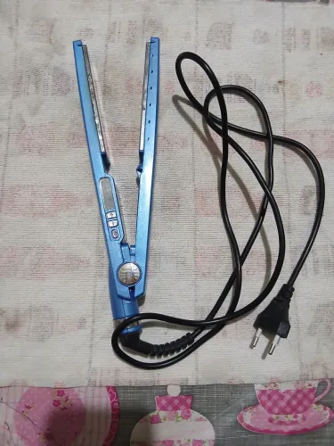 Chapinha/Prancha Alisadora Azul