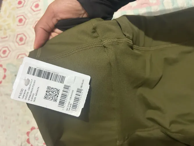 Short LIVE SIX POCKECT