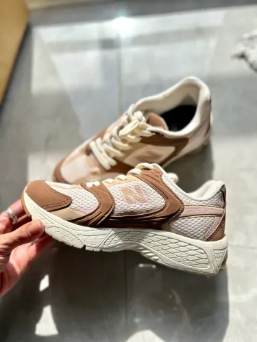 Tênis primeira linha new balance 530 TAM 36