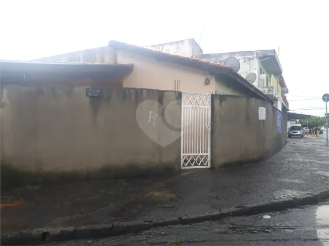 Casa de Vila à venda com 4 quartos, sendo 1 suíte, em Jardim Morada do Sol, Indaiatuba - S