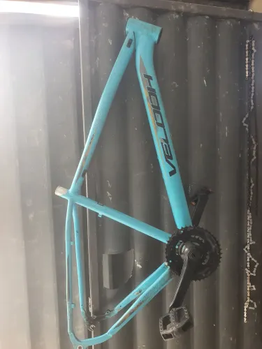 Quadro já com pé de vela Tamanho 19 $ 180