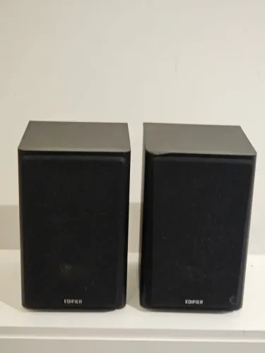 Monitor Edfier R1000T4