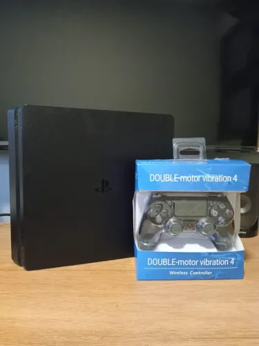 Playstation 4 Slim - PS4 - Desbloqueado - Controle novo - Você escolhe os jogos