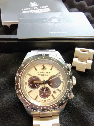 Relógio Cronógrafo Solar Tactical Frog - Máquina Seiko
