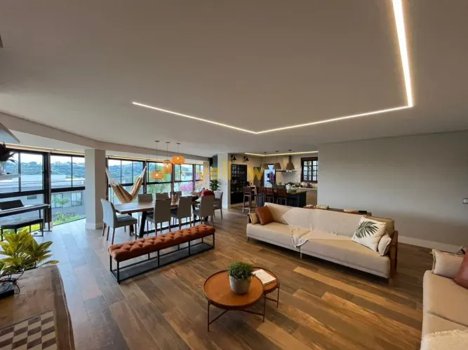Casa no Condomínio Arujá Hills III - Arujá, SP