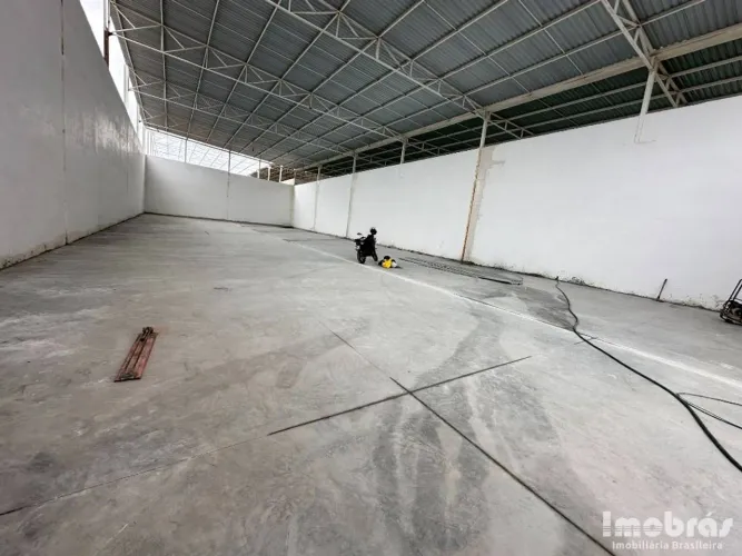 Galpão para alugar, 840 m² por R$ 19.320/mês - Paupina - Fortaleza/CE