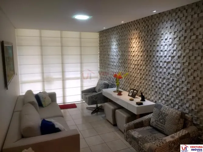 Casa à Venda em Jardim Atlântico