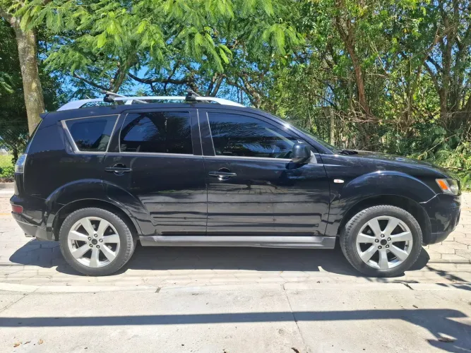 Mitsubishi Outlander 3.0/ GT 3.0 V6 Aut. 2011