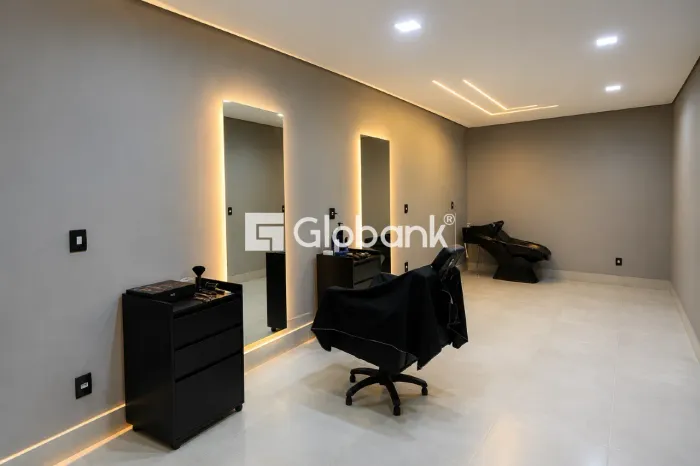 Ponto comercial para locação, no bairro Vila Ipiranga com 22,40m²
