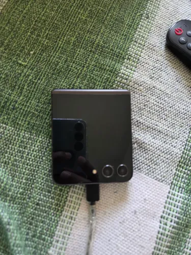 Samsung Z flip 5