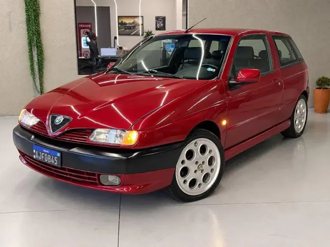 Alfa Romeo 145 Quadrifoglio 2.0 1996