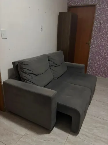 Sofa retratil e reclinavel, muito novo
