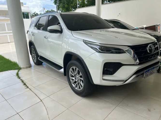 Toyota Hilux SW4 SRX 4X4 2.8 TDI 16V Dies. Aut. 2021