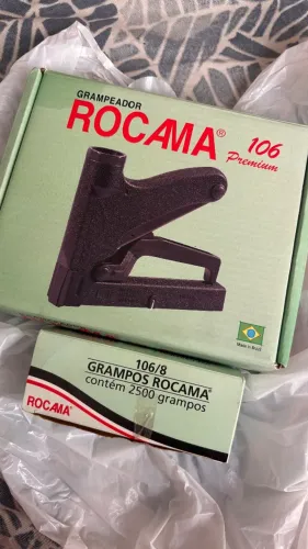 Grampeador para sofa rocama 106 premium + caixa de grampos