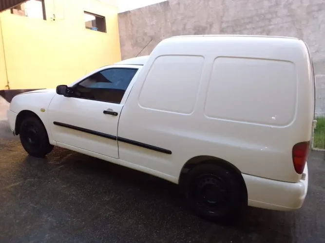 Volkswagen Van 1.6 MI (furgão) 2000