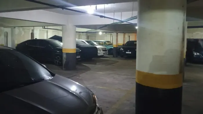 Estacionamento na Liberdade - capacidade para 140 carros