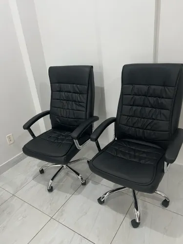 Kit 2 Cadeiras de Escritório Presidente