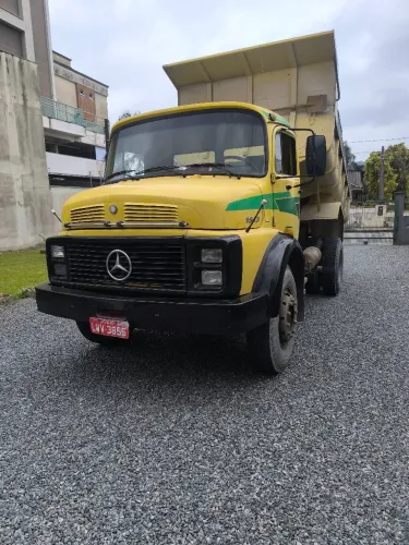 Mercedes Bens 1513