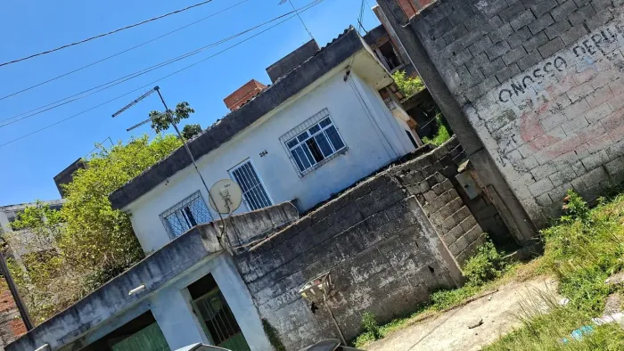 Aluga-se 