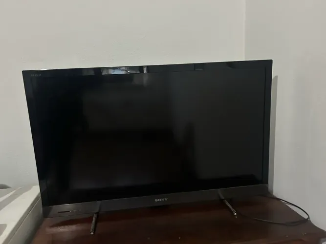 TV Sony Bravia 40? LCD KDL-40EX525 - Queimada / Para Retirada de Peças
