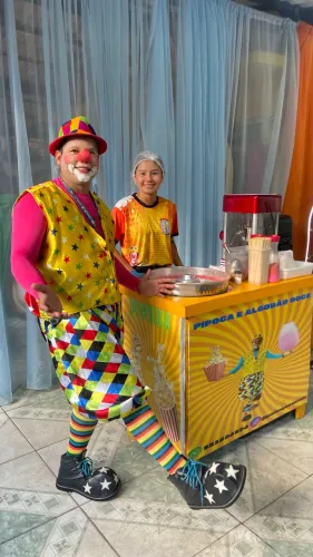 Palhaço e barraca