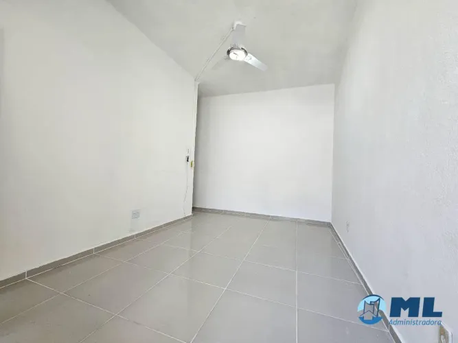 Kitnet com 1 dormitório para alugar, 21 m² por R$ 2.227,76/mês - Laranjeiras - Rio de Jane
