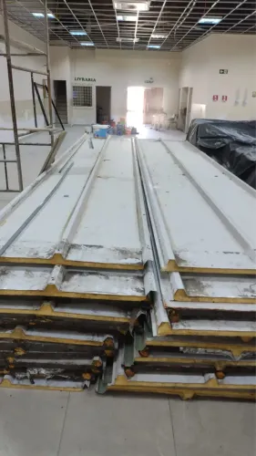 Telhas sanduíche termo acústica 6mx1m