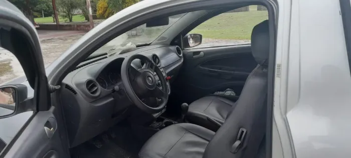 Volkswagen Saveiro 1.6 MI/ 1.6 MI Total Flex 8V (álcool) 2014