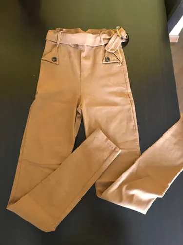 calça marrom