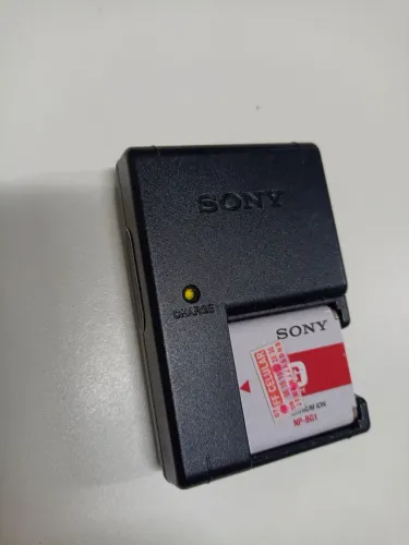 Carregador de bateria Sony