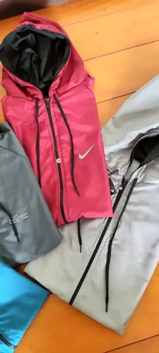 Corta Vento IMPERMEÁVEL 