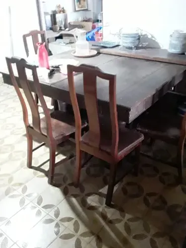 Móveis Antigos em Sucupira - Mesa e Rack 