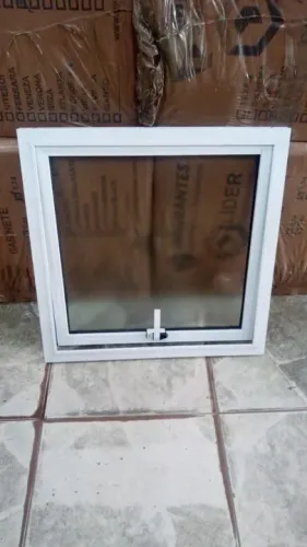 Vitro Maxi Air alumínio branco 60x60- novo
