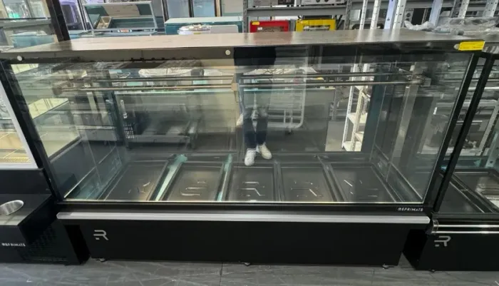 Expositor Açougue Vanguard 2,00m Gancheira Inox e bandejas Novo