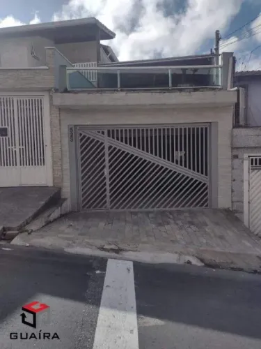 Sobrado com 280m² Bairro Nova Petrópolis em SBC/SP