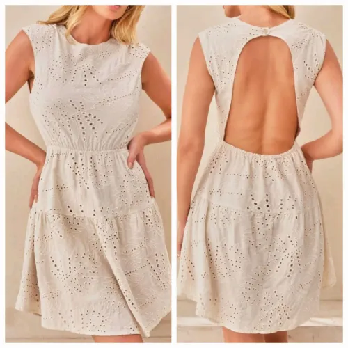 Vestido Shein com decote nas costas P