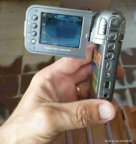 Filmadora e Câmera Digital TecPix i-DV12 ,usada