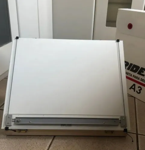 Prancheta de desenhos técnico 