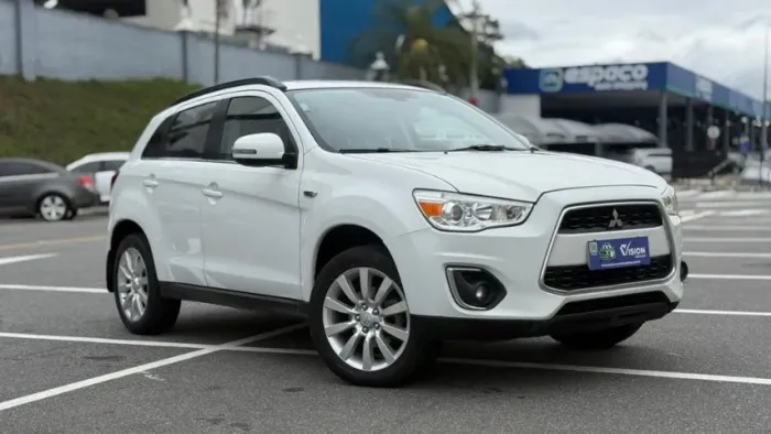 H - Mitsubishi ASX 2.0 16V 4X4 160cv Aut. 2015