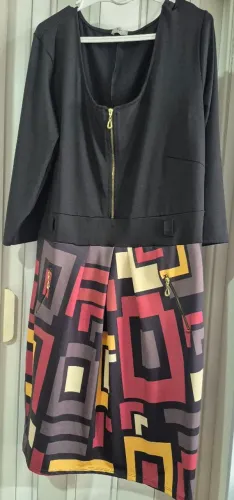 Vestido curto plus size manequim 50