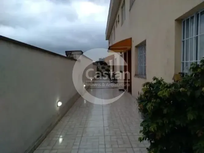 Casa em Condomínio em Vila Ema