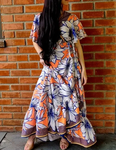 vestido farm longo envelope laos floral arabescos hibiscos viscose e linho