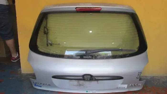 Tampa Traseira Peugeot 206 207 Hatch #tt08589